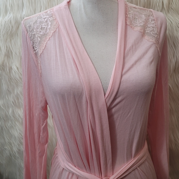 Jessica Simpson Nursing Robe - Picture 2 of 2